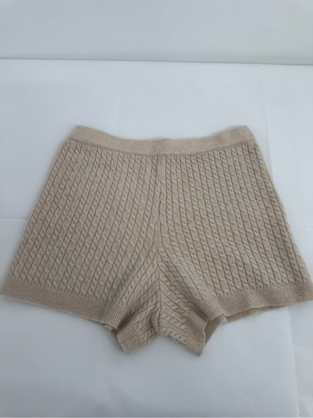 The CASHMERE Project Size XS Cashmere Beige Cable Knit Shorts